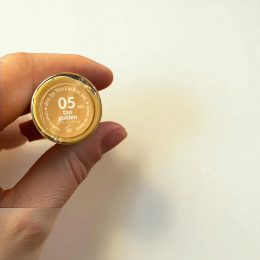 Thread Beauty multi use complex too  fluid in Tan Golden